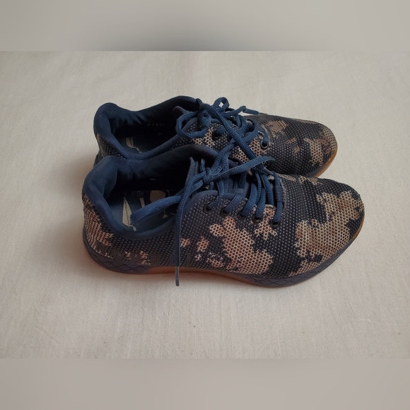 NoBull Dark Floral Superfabric Trainers Gym Athleisure W Size 8.5 / Men's Size 7 - Picture 4 of 10